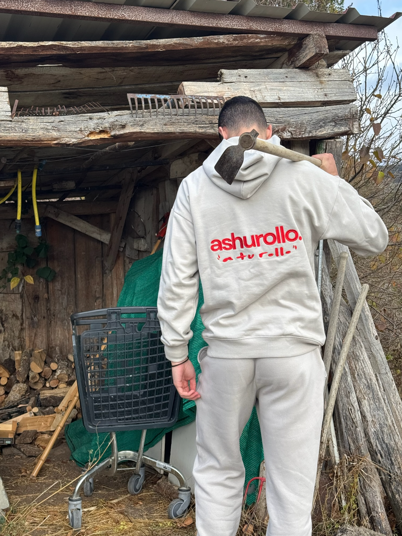 Sudadera A TU ROLLO. Beige Crema & Rojo