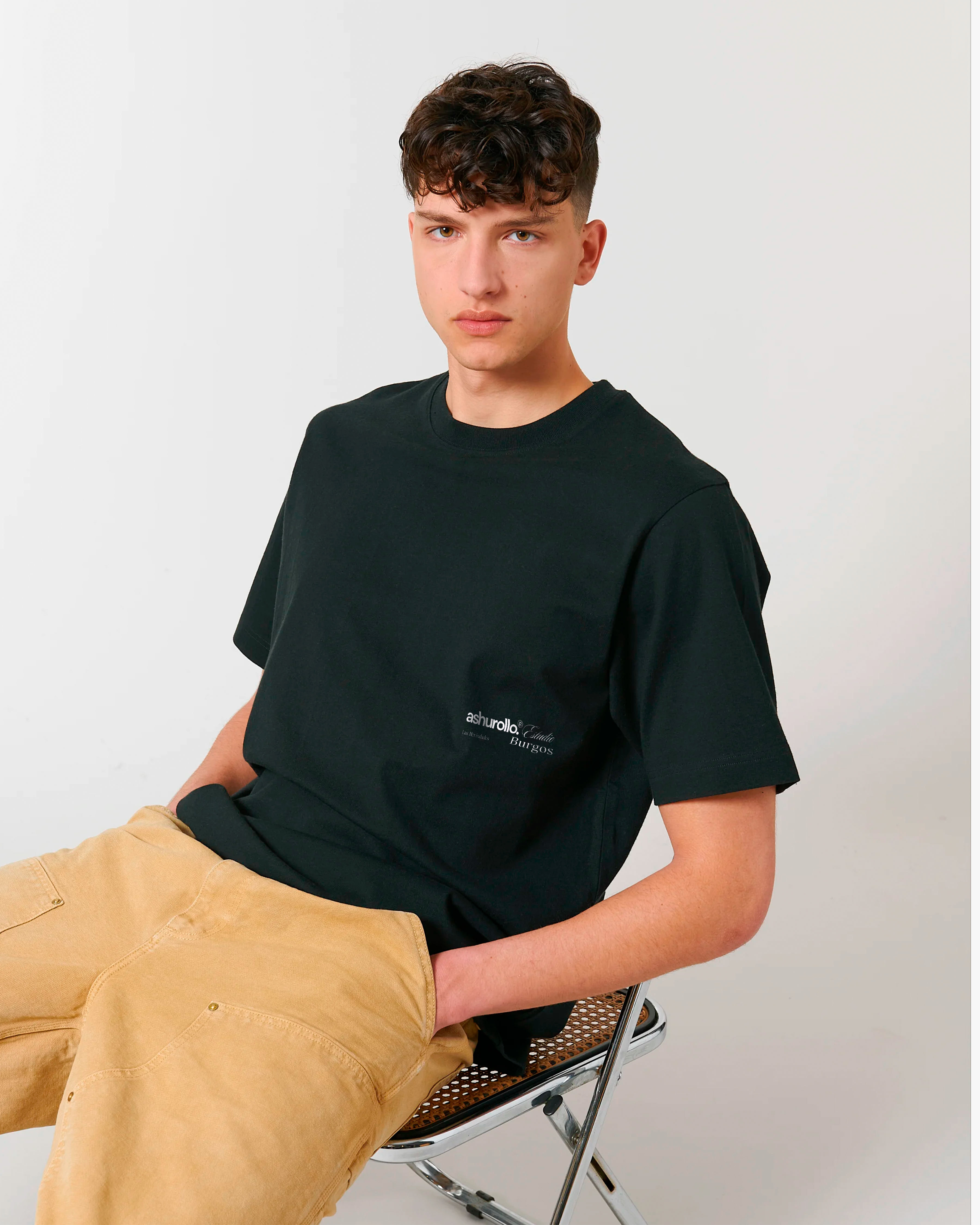 Camiseta ashurollo.estudio Negra