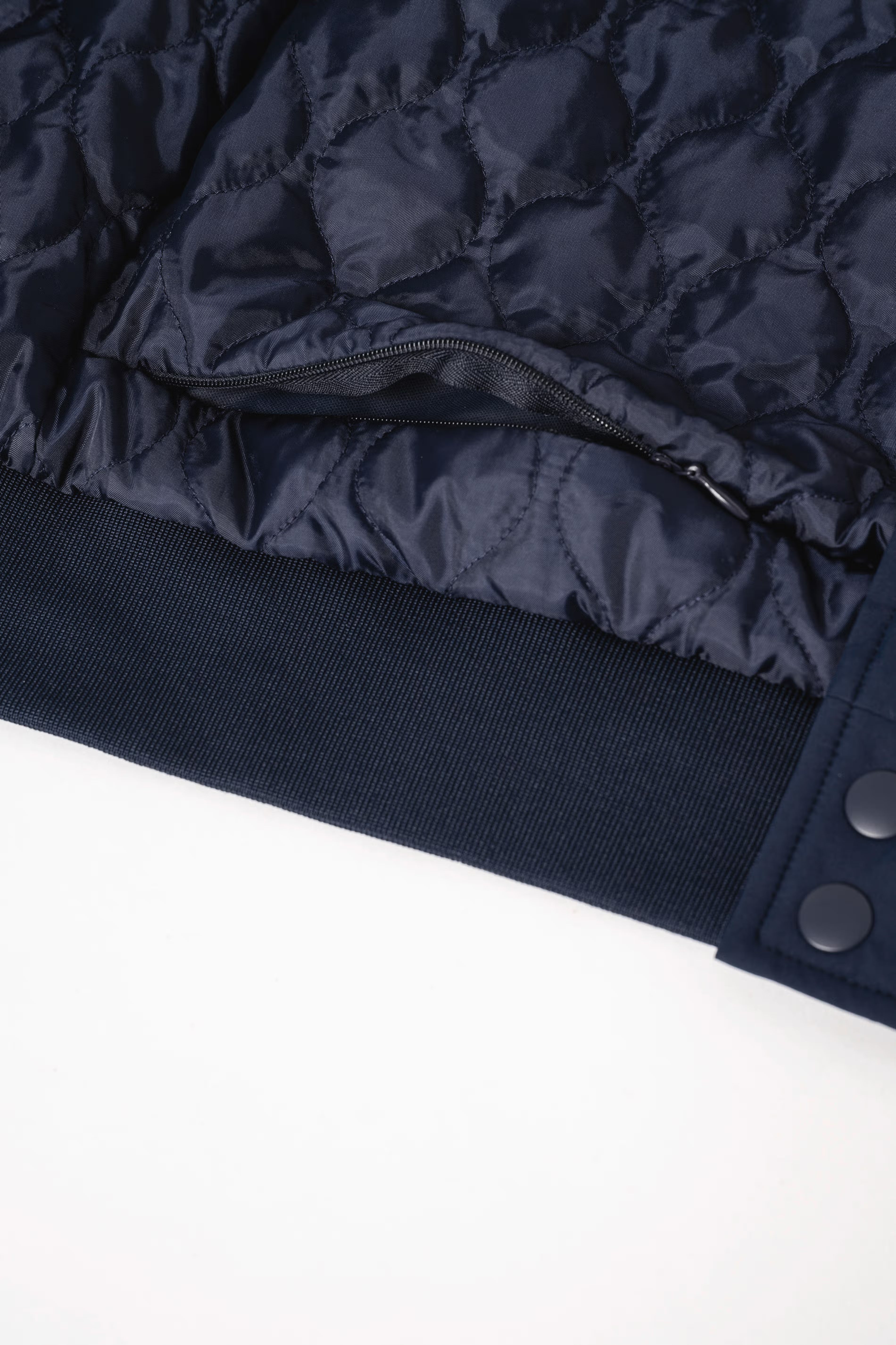 Cazadora Unisex College AHRL. Azul Marino